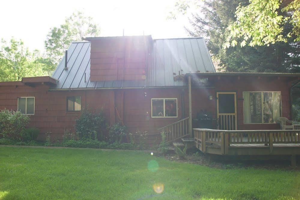 The Wayfarer Resort Vida Exterior foto